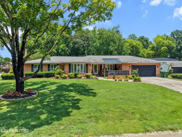 2313 Chesterfield Drive, Maryville, TN 37803