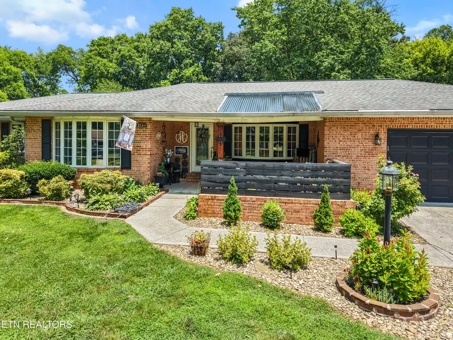 2313 Chesterfield Drive, Maryville, TN 37803 - #2