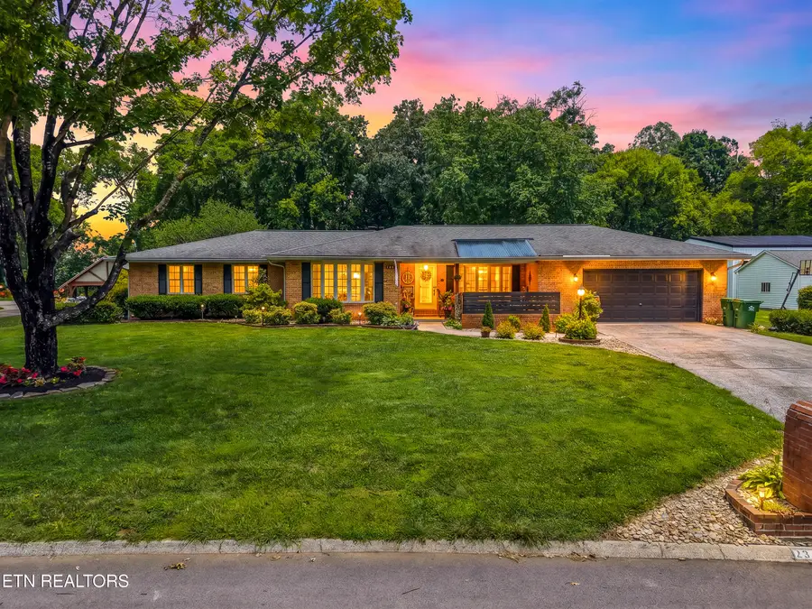 2313 Chesterfield Drive, Maryville, TN 37803 - #3