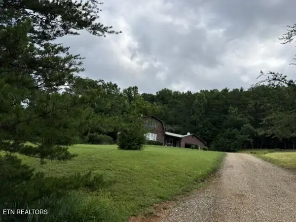 2410 Perilla Rd, Cosby, TN 37722
