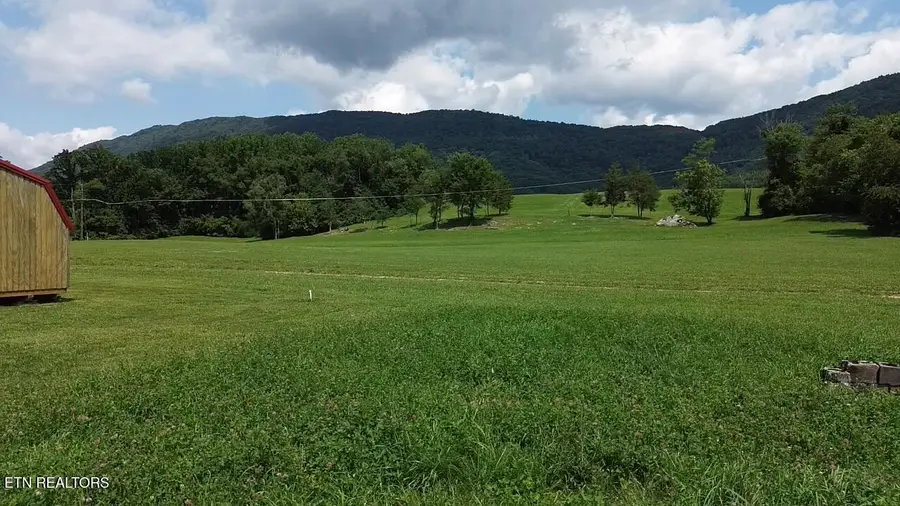 225 Orange Lane, Speedwell, TN 37870 - #3