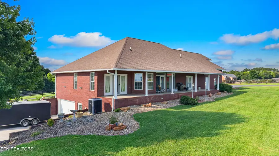 670 Burchfield Rd, Dandridge, TN 37725 - #3