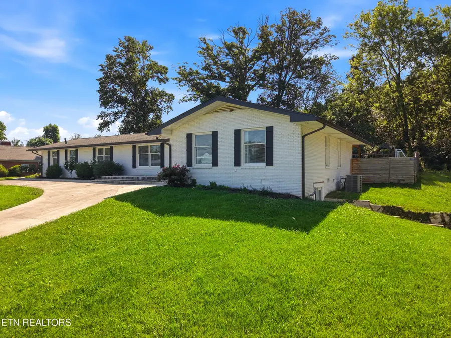 204 Norfolk Drive, Knoxville, TN 37922 - #3