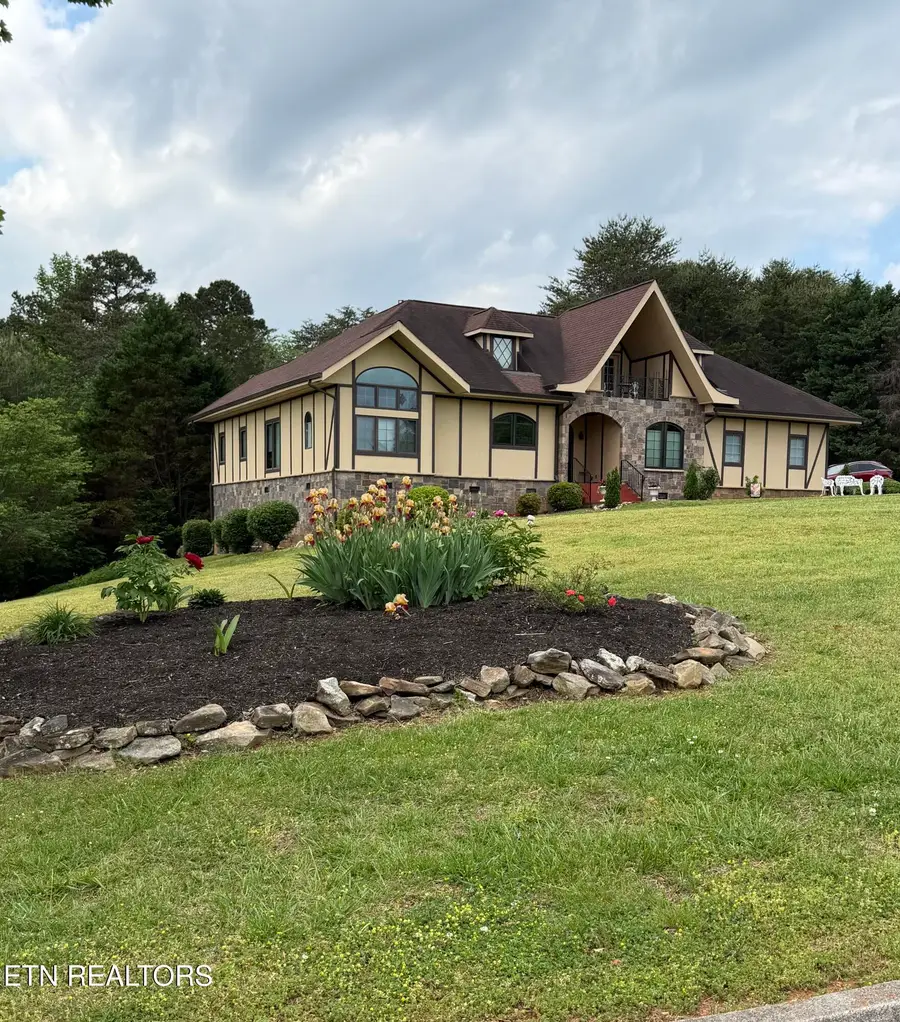 135 Bluffton Rd, Friendsville, TN 37737 - #2