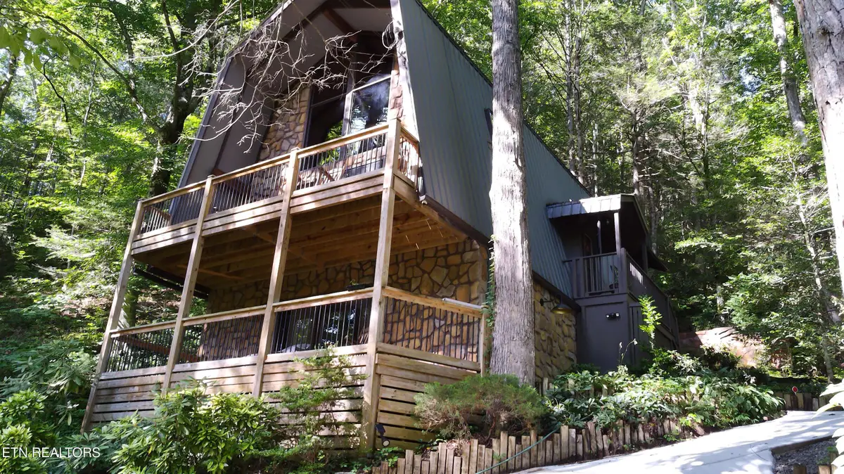 6237 Old Walland Hwy, Walland, TN 37886 - #1