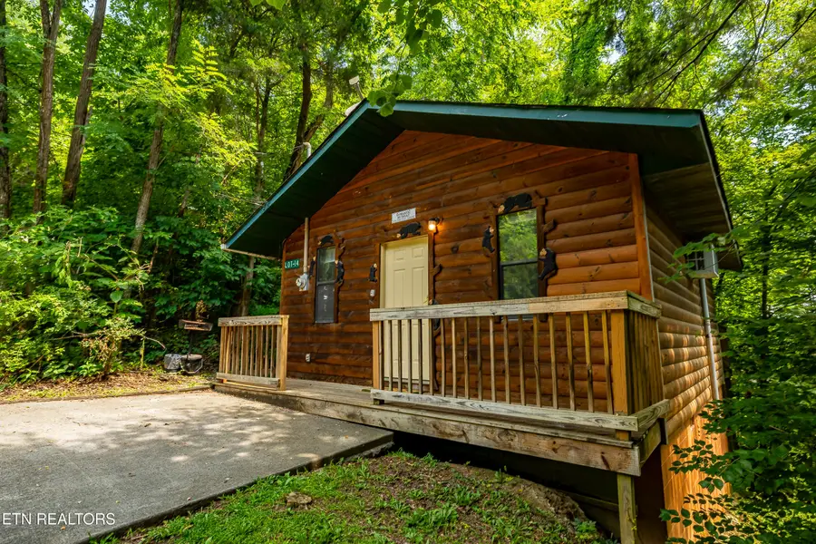 2036 Ridge Rd #14, Pigeon Forge, TN 37863 - #2