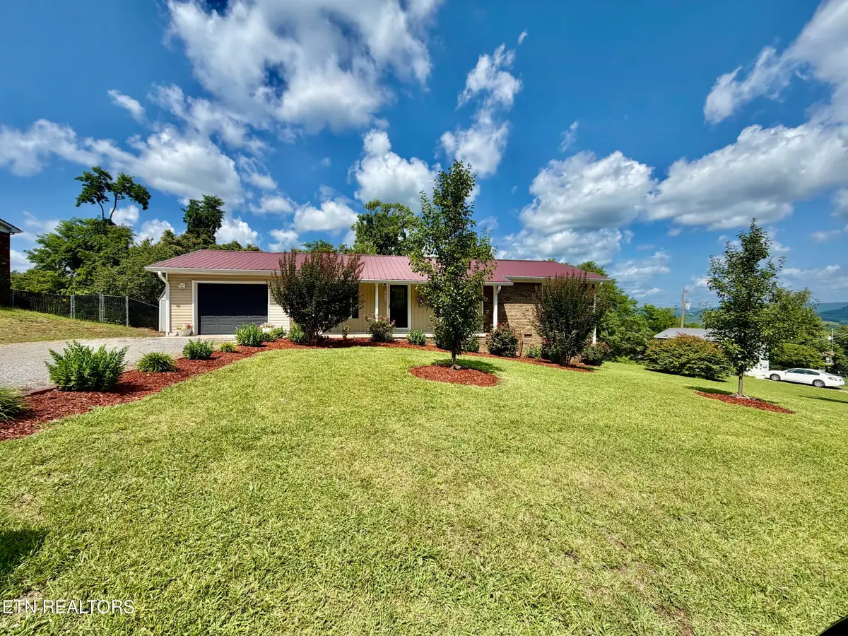 618 Essary Rd, Tazewell, TN 37879 - #1