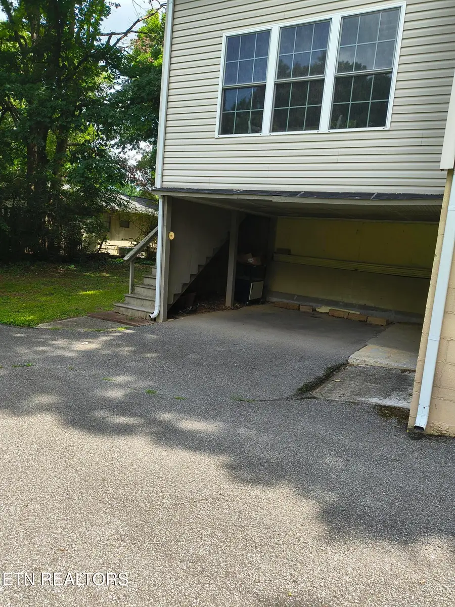 1919 Shasta Rd, Maryville, TN 37801 - #3