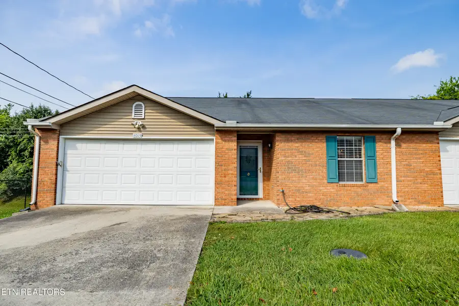8015 Fenton Way, Powell, TN 37849 - #3