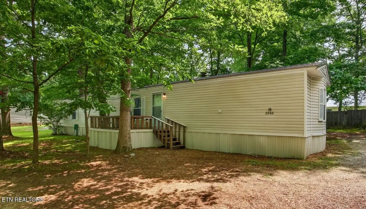 2942 Downing St, Cookeville, TN 38506 - #1