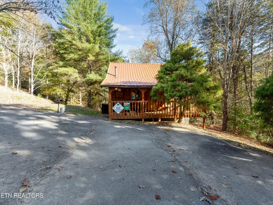 1083 Bryan View Rd, Sevierville, TN 37862 - #3