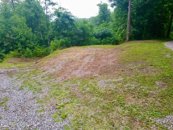 Roe, Winfield, TN 37892