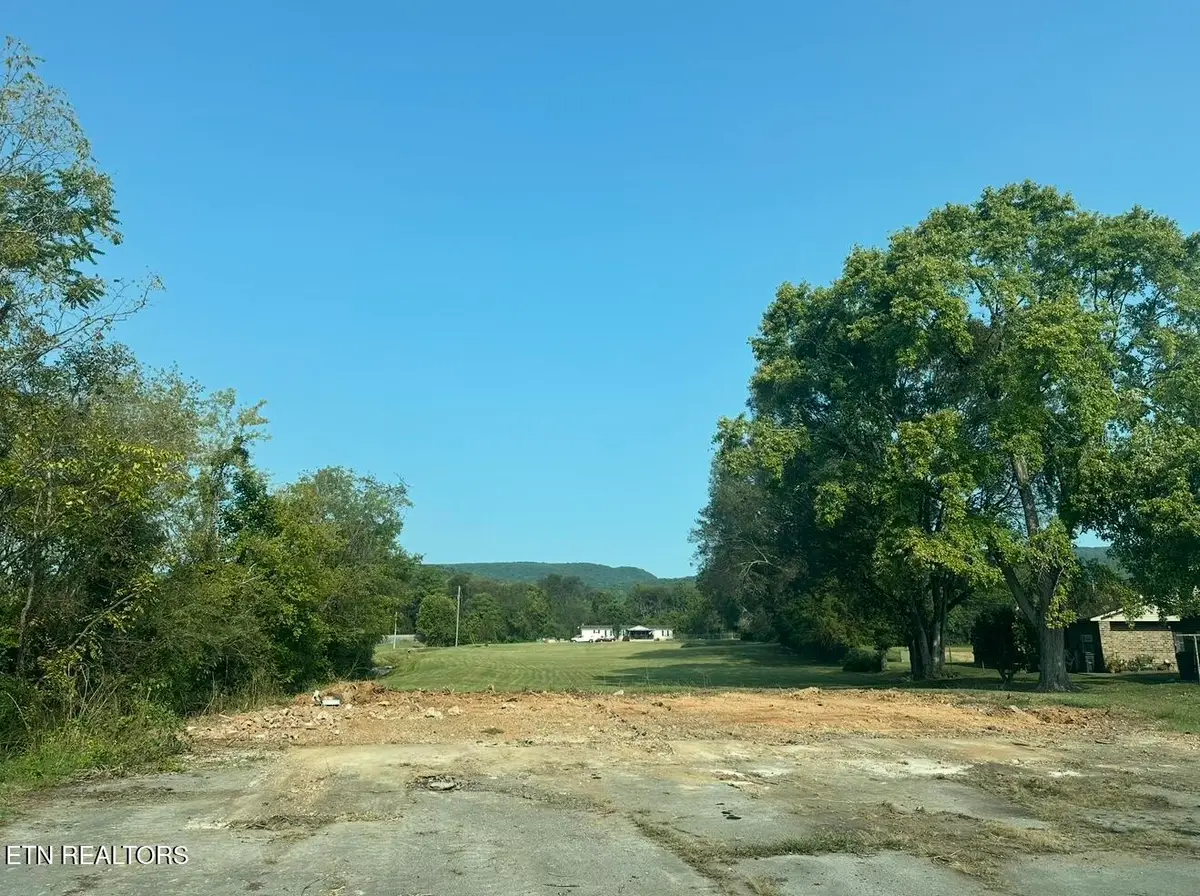 3269 Market St, Dayton, TN 37321 - #1