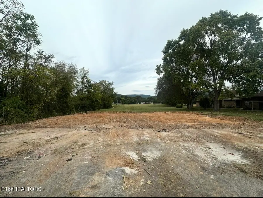 3269 Market St, Dayton, TN 37321 - #2