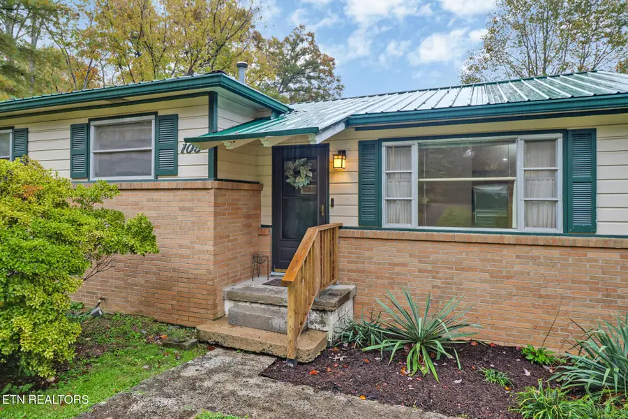 109 Wakefield Rd, Oak Ridge, TN 37830 - #3
