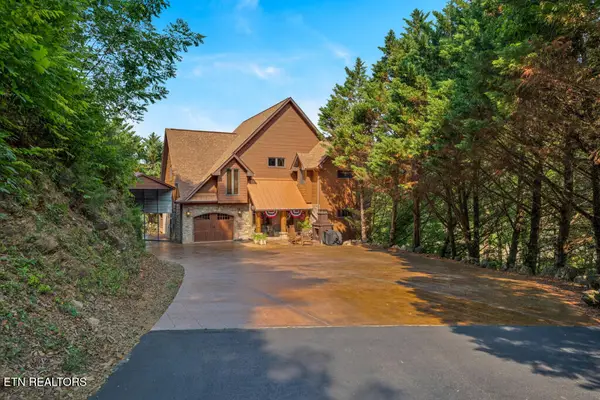2648 Phlox Lane, White Pine, TN 37890
