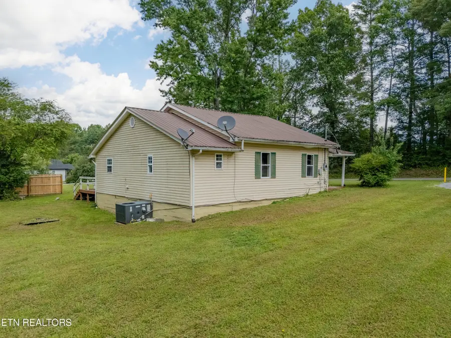 440 Liberty Rd, Wartburg, TN 37887 - #3