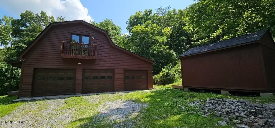 360 Front St, Luttrell, TN 37779 - #2