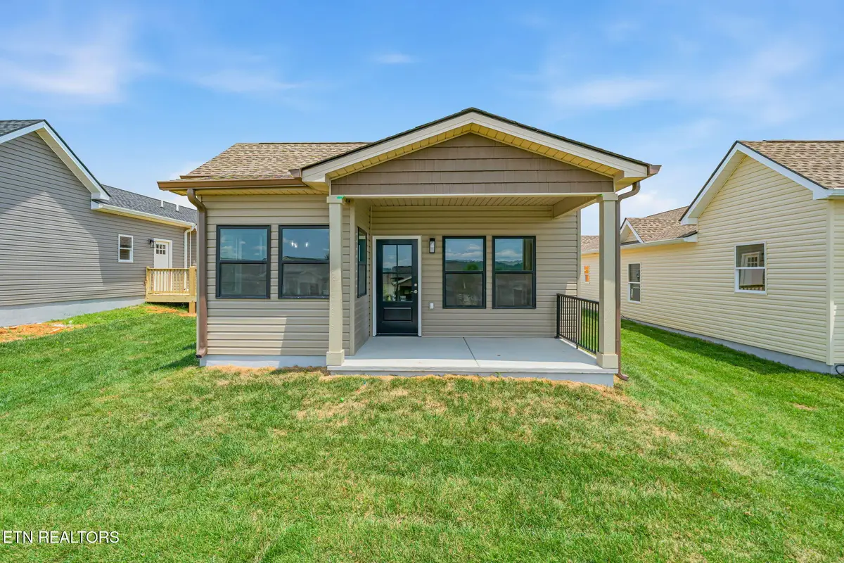 1030 Wentford Ave, Sweetwater, TN 37874 - #1