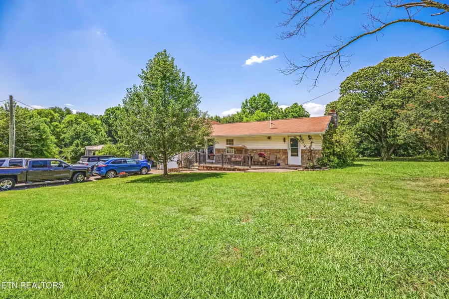 958 W Hunt Rd, Alcoa, TN 37701 - #3