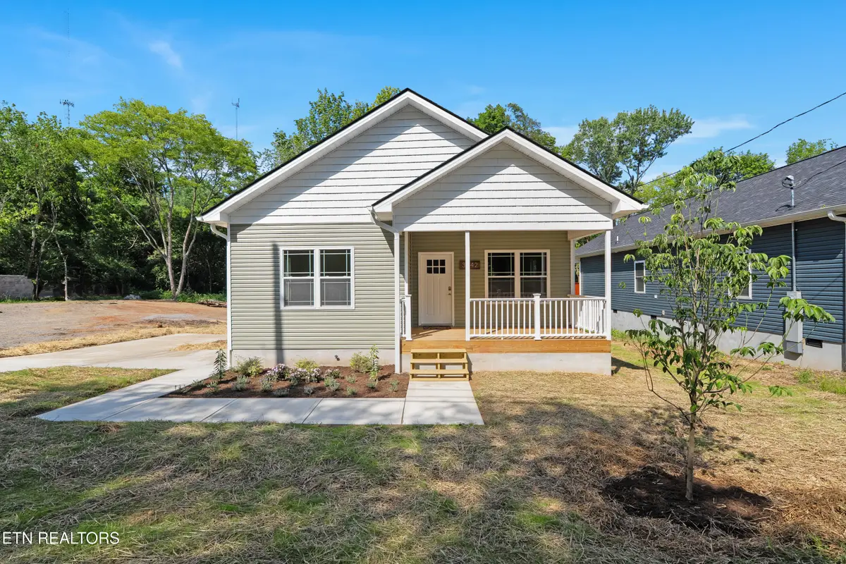 3442 Gap Rd, Knoxville, TN 37921 - #1