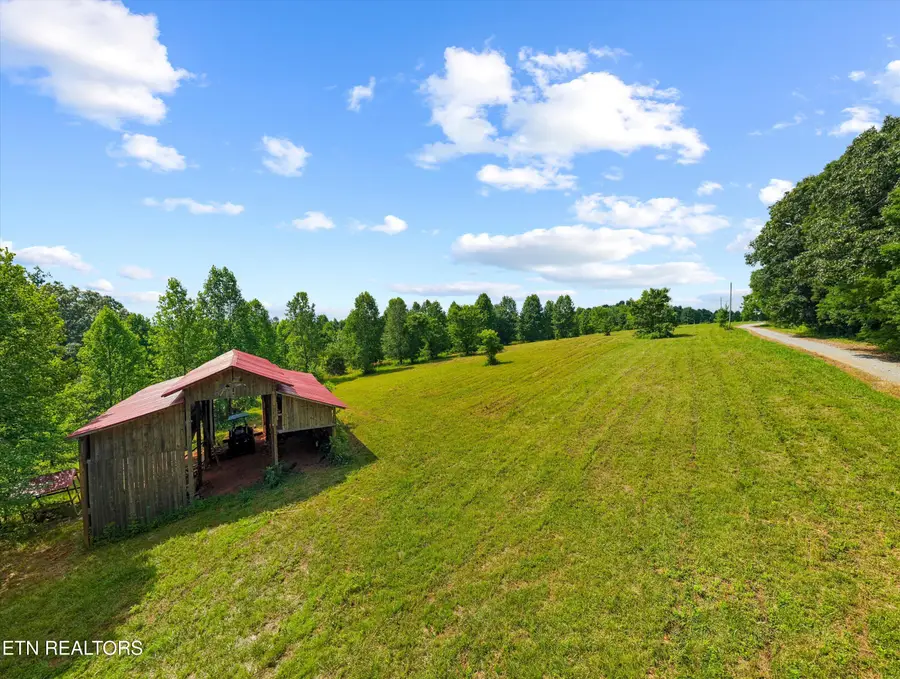 13252 Flatwoods Rd, Sweetwater, TN 37874 - #2