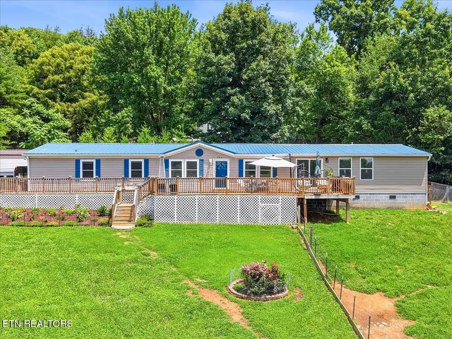 586 Havenwood Way, Dandridge, TN 37725 - #2
