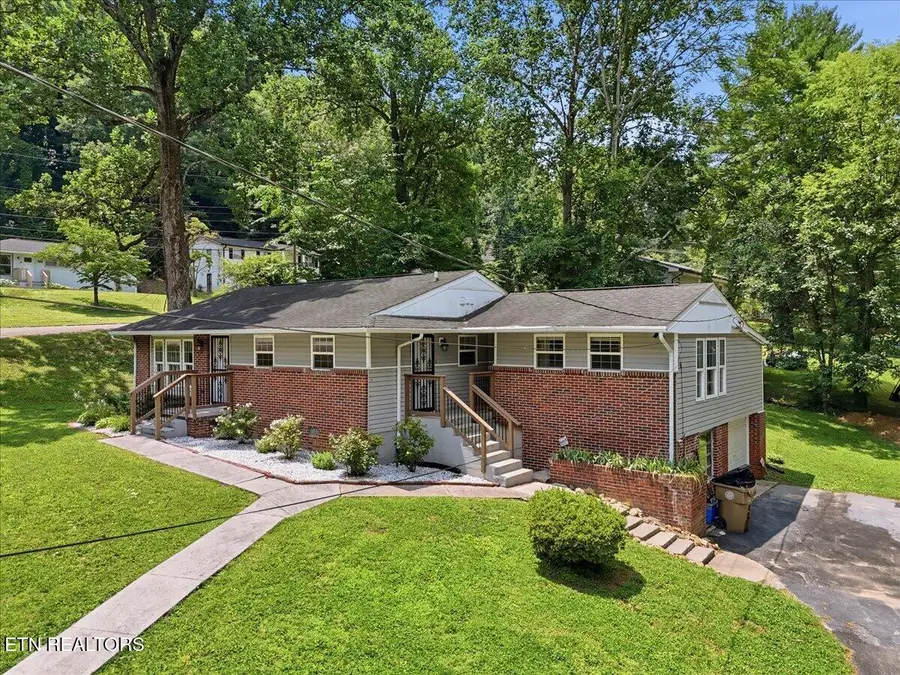 415 Michael St, Knoxville, TN 37914 - #3