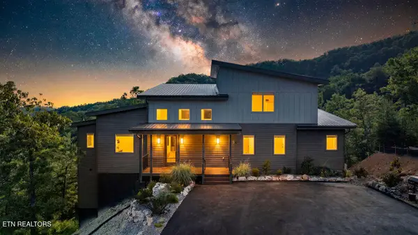 1429 Mountain Ash Way, Sevierville, TN 37876