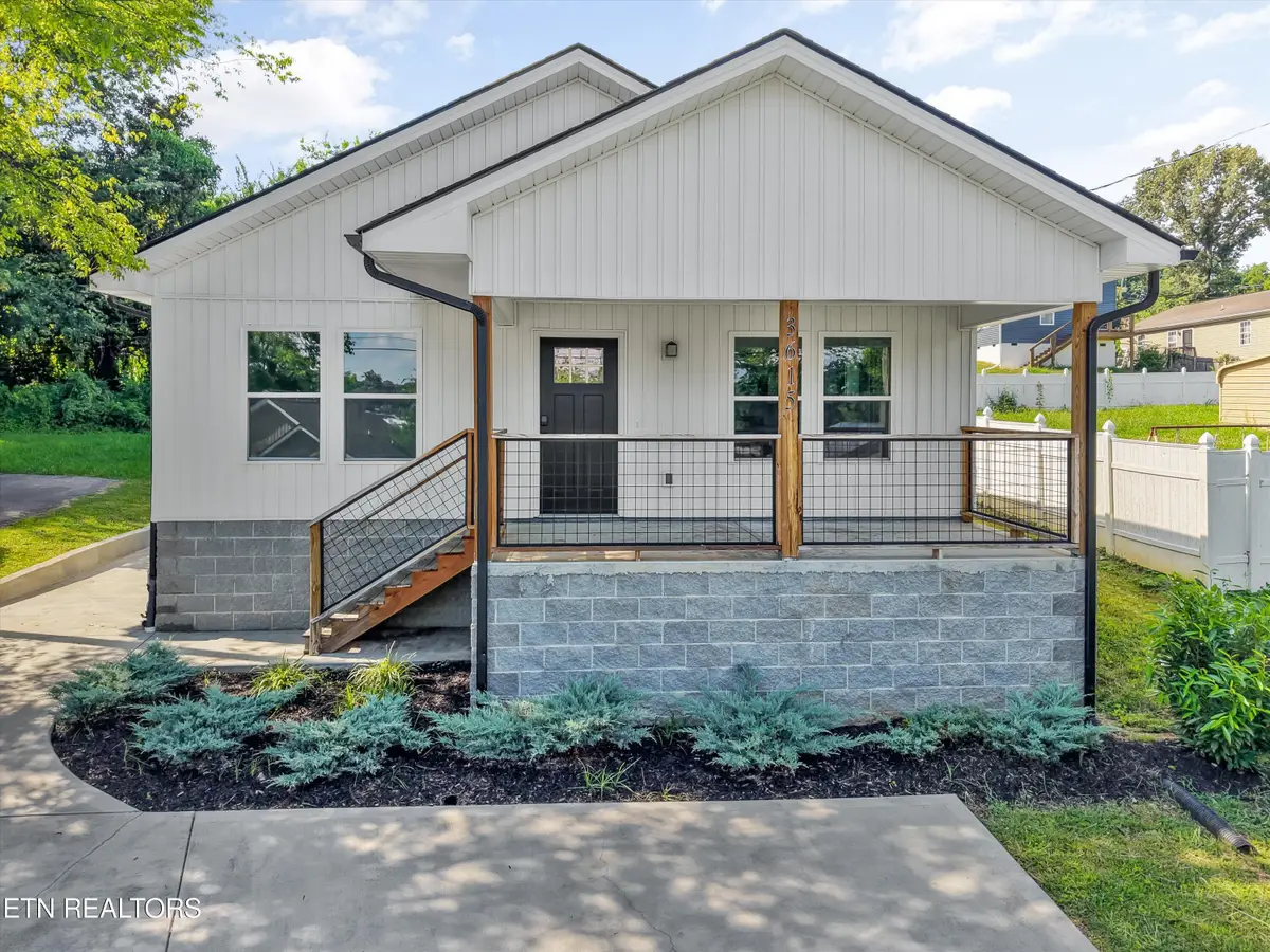 3615 Lyle Ave, Knoxville, TN 37919 - #1
