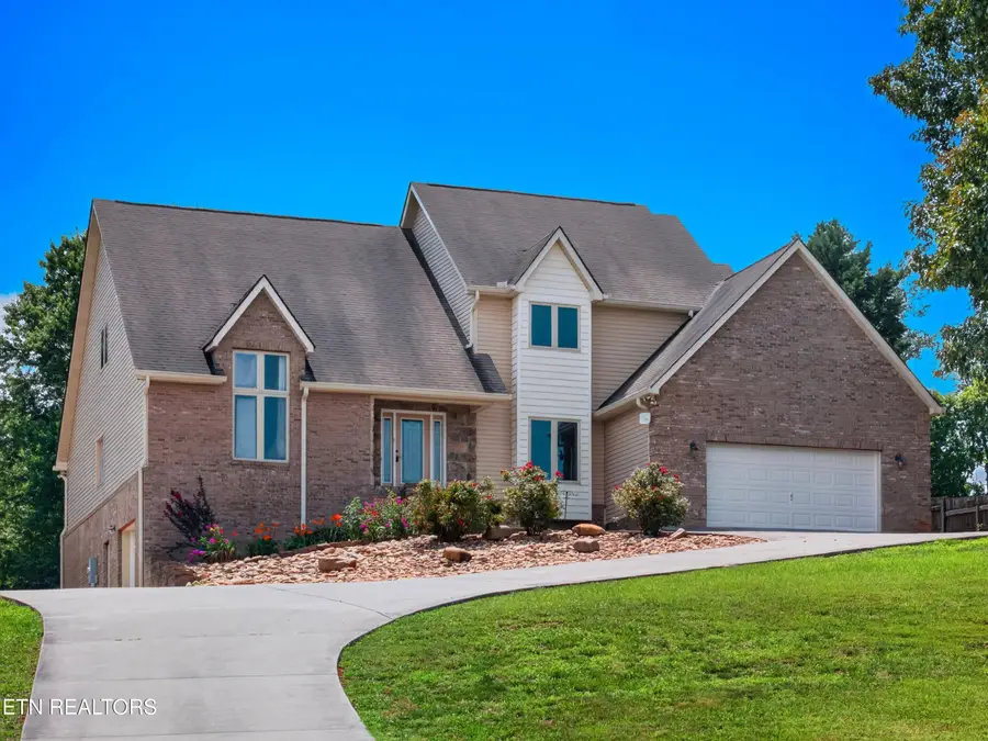 219 Sullivan Pointe, Dandridge, TN 37725 - #2