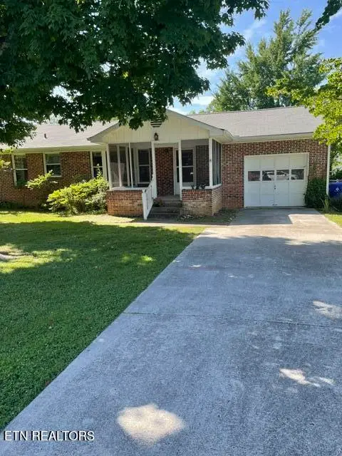 407 Highland Drive, Clinton, TN 37716 - #2