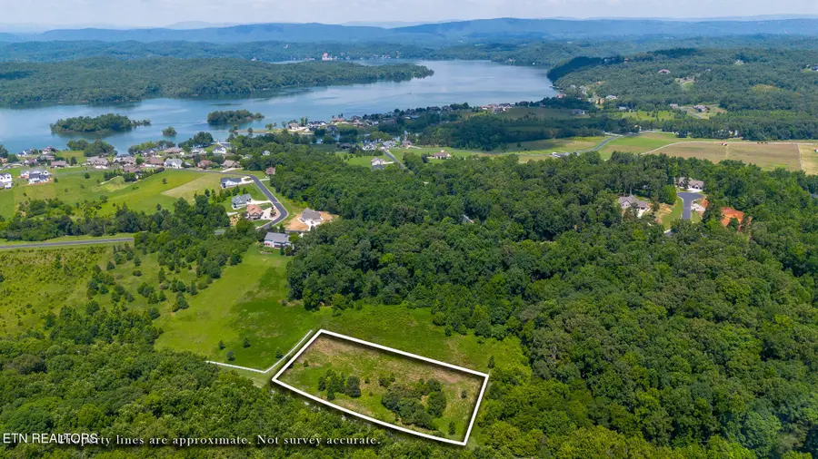 1630 New Hope Rd, Rockwood, TN 37854 - #2