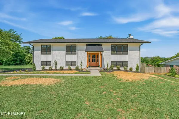 8236 Spruceland Rd, Powell, TN 37849