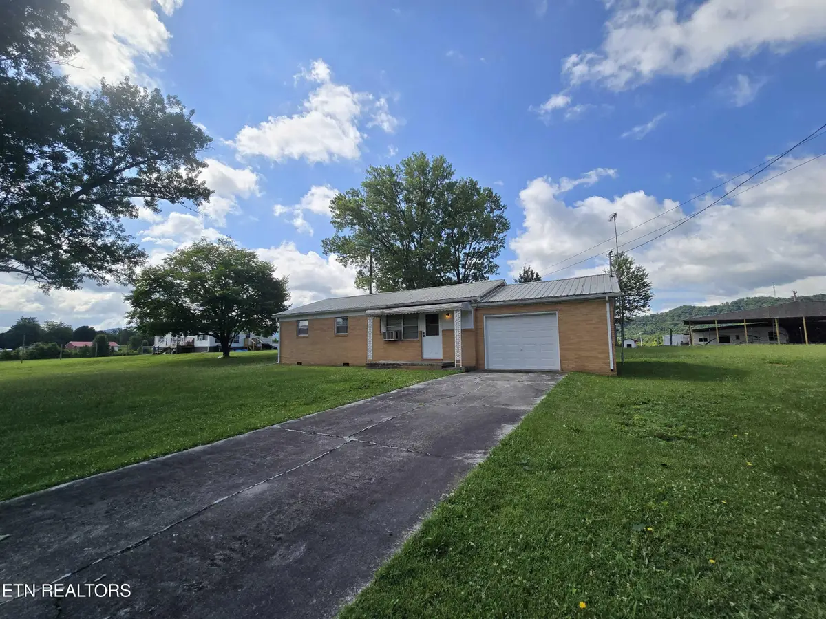382 Meadow Branch Rd, Bean Station, TN 37708 - #1