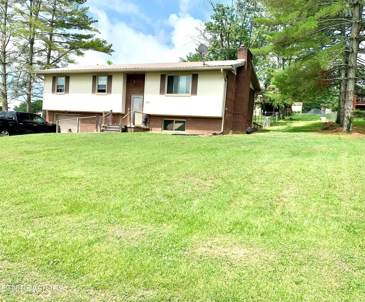 309 Allison St, New Tazewell, TN 37825 - #1