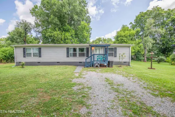 206 Bennett St, Sweetwater, TN 37874