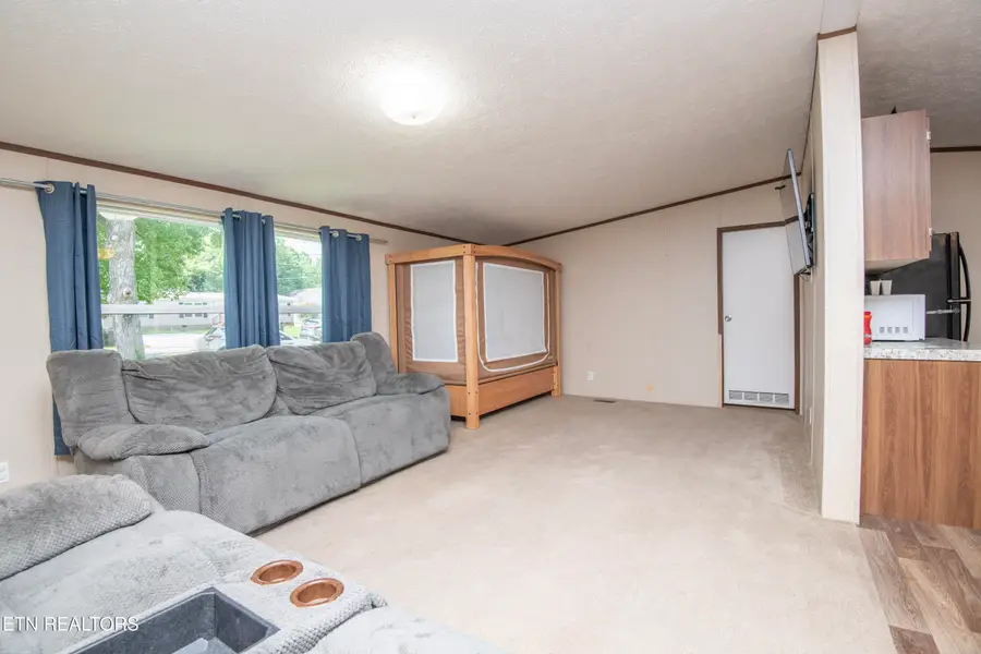 206 Bennett St, Sweetwater, TN 37874 - #3