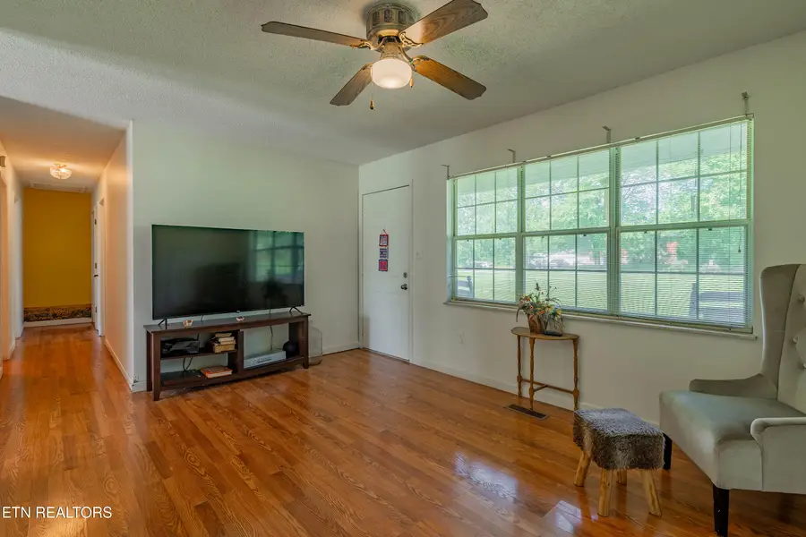 210 Jackson Lane, Oliver Springs, TN 37840 - #3