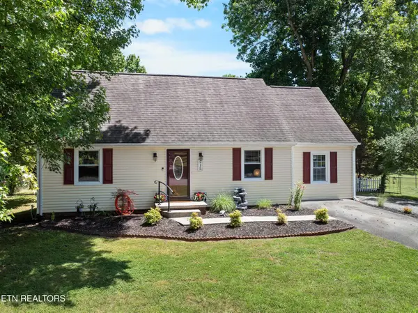 215 Tusculum Drive, Oak Ridge, TN 37830