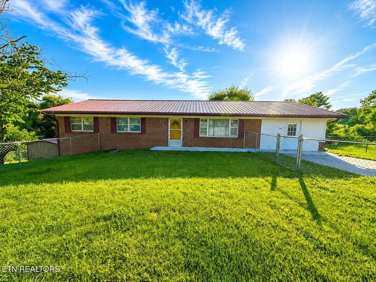 220 Russell St, Jonesville, VA 24263 - #1