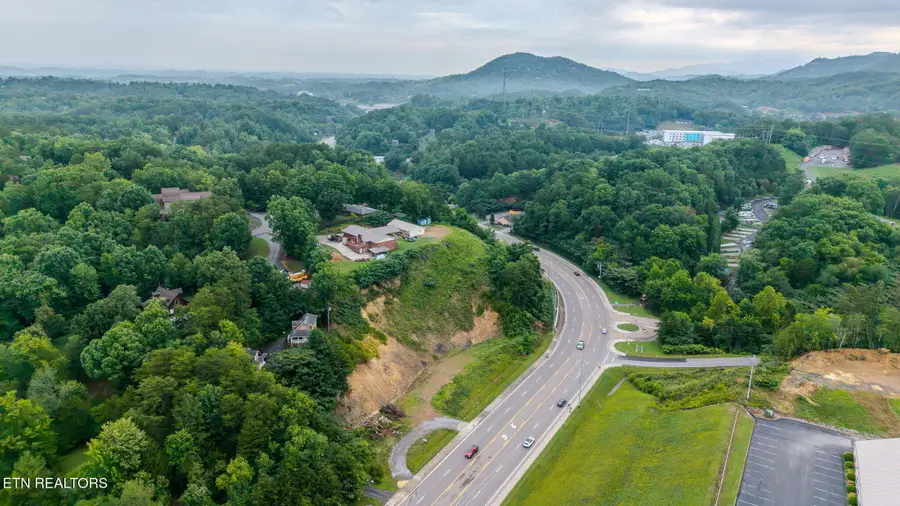 Veterans Blvd, Pigeon Forge, TN 37863 - #3