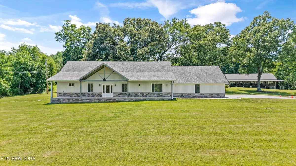 131 Burrville Rd, Sunbright, TN 37872 - #1