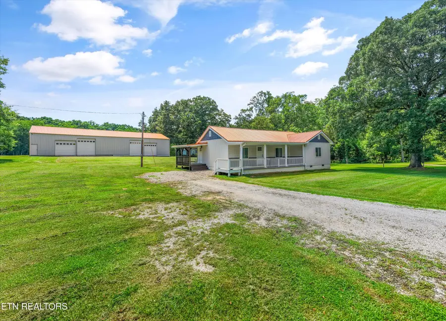 131 Burrville Rd, Sunbright, TN 37872 - #3