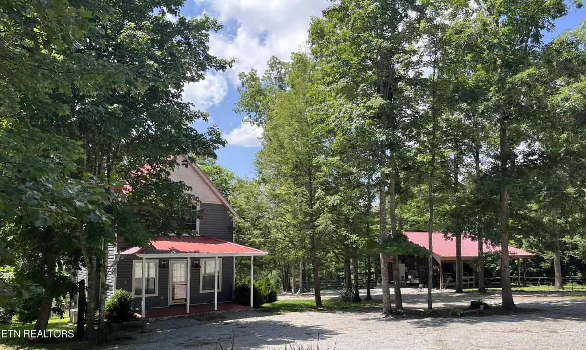 152 Ridge Point Rd, Jamestown, TN 38556 - #1