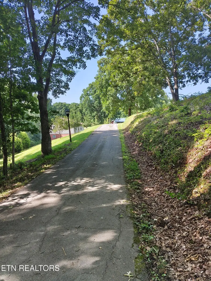 1947 Oody Rd, Loudon, TN 37774 - #3
