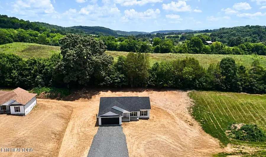 243 Splendor Way, Parrottsville, TN 37843 - #2