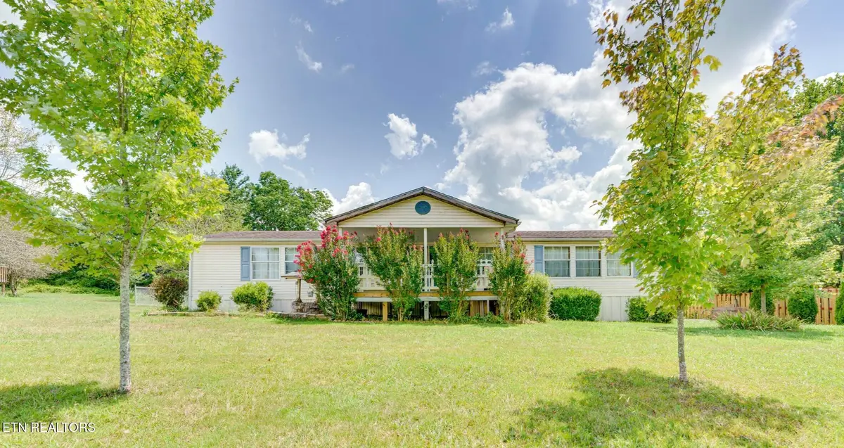 207 4th St, Corryton, TN 37721 - #1
