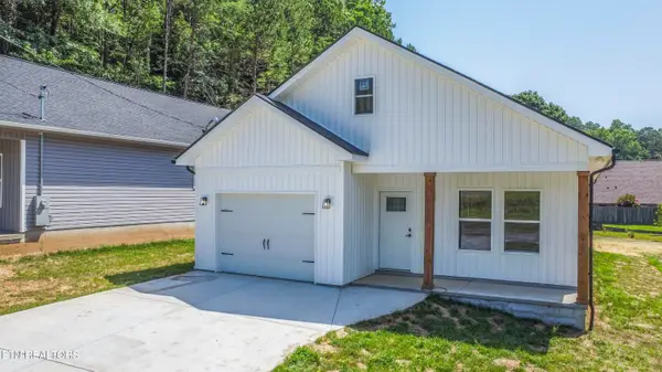 2004 Woods-smith Rd, Knoxville, TN 37921