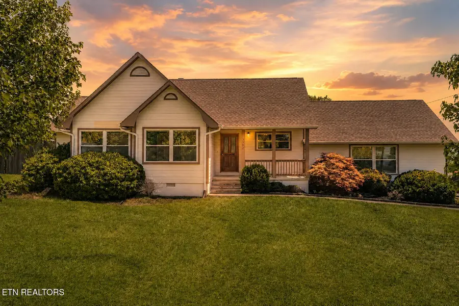 7702 Old Clinton Pike, Powell, TN 37849 - #2